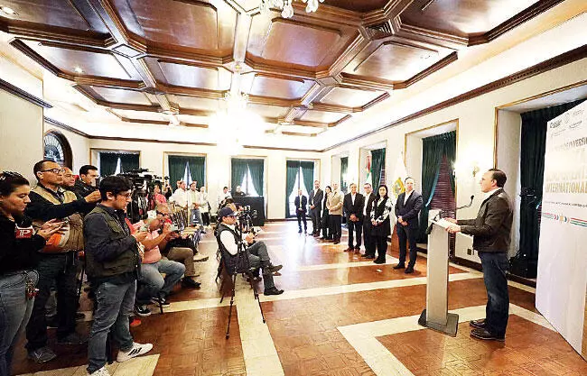 Trabajamos por la seguridad y economía de Coahuila: Manolo Jiménez