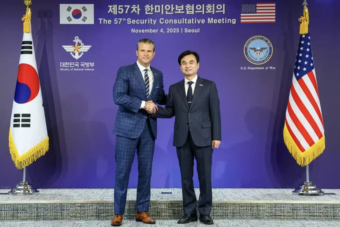 Hegseth realizó las declaraciones junto al ministro de Defensa surcoreano, Ahn Gyu-back, tras la 57ª Reunión Consultiva de Seguridad (SCM), el foro