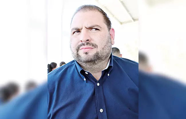 El jefe de Servicios Educativos, Abraham Segundo González, informó que en esta semana se comenzarán a retirar techumbres.