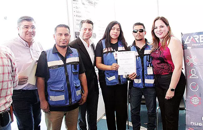 Se incentivará a las empresas con el pago de tres meses de cuotas del IMSS, además de los apoyos fiscales establecidos por la ley