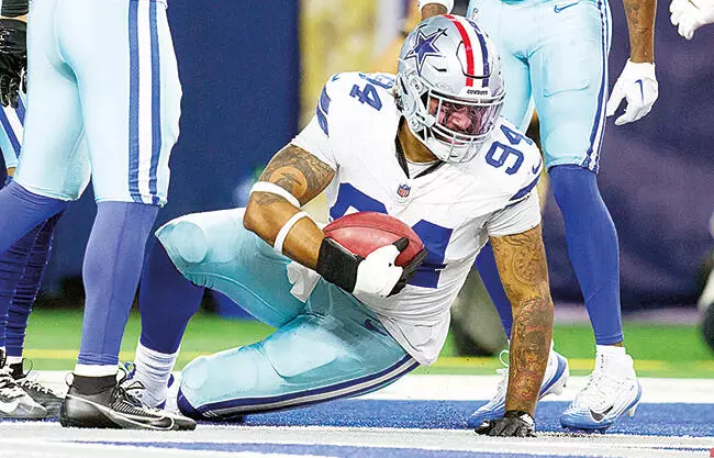 Luego de una persecusión policiaca, el defensivo Marshawn Kneeland se habría quitado la vida tras huir de los elementos; envió mensajes de despedid