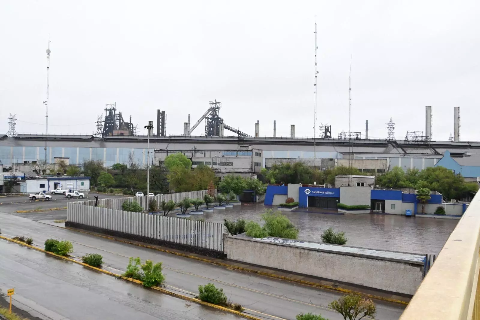 Jorge Mtanous, presidente de Canacintra, celebró que empresarios locales muestren interés en adquirir Altos Hornos de México, tras darse a conocer 