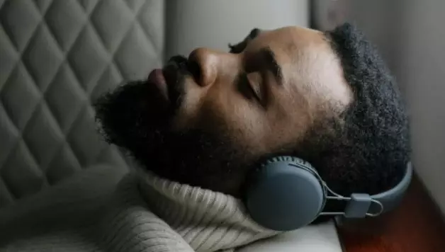 En el día del músico aprovechamos para cuestionar un tema que vemos muy presente en la actualidad, en qué momento la música empezó a ser vista co