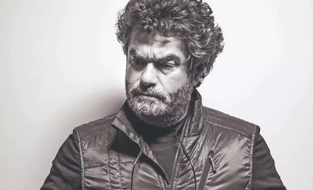 El realizador de Conversaciones con asesinos y especialista en retratar el lado oscuro de la justicia defiende el poder del documental para cambiar percepciones e incluso sentencias