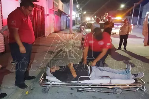 El “galán de la pista” bebió más de la cuenta, perdió el paso y terminó tendido en la vía pública. 