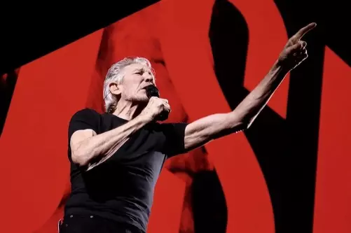 Roger Waters aplaudió a Claudia Sheinbaum por otorgar asilo político a Betssy Chávez