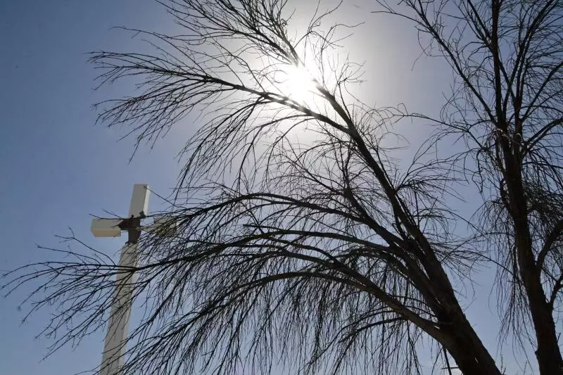 La combinación de sol, viento ligero y humedad baja augura un día sin lluvias y con buena visibilidad.