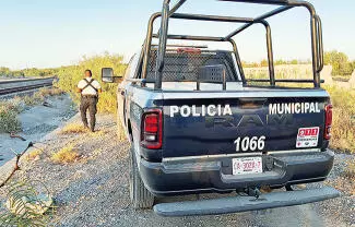 Elementos de la Policía Municipal lograron frustrar un robo en los vagones de un tren de la empresa Ferromex.