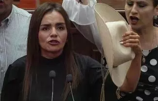 La alcaldesa de Uruapan exigió a las autoridades incluir en sus investigaciones a Leonel Godoy, Raúl Morón y al ex presidente municipal Nacho Campos