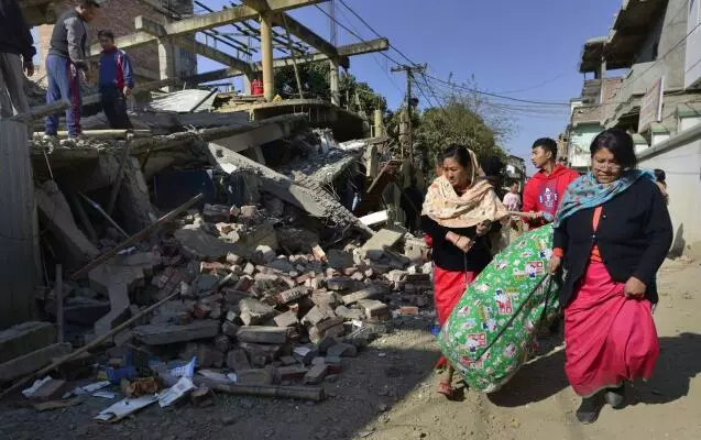 Terremoto en Bangladesh deja ocho muertos y más de cien heridos; autoridades confirman daños en edificios y amplias afectaciones en Daca y Narsingdi. 