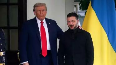 Zelenski ha dicho que está en una situación difícil pues tiene dos opciones: perder la dignidad ante Rusia o perder el apoyo de EU.