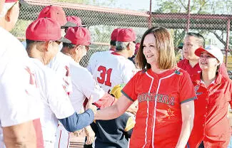 La alcaldesa Sari Pérez reconoció el desempeño de los deportistas fronterenses que siguen dando muestra de disciplina, pasión y entrega