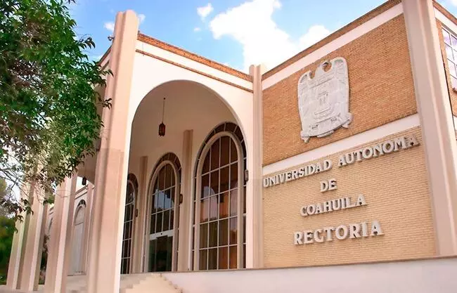 La Universidad Autónoma de Coahuila tiene un buen cierre de año, consideró su rector Octavio Pimentel, al mencionar el incremento de 2 mil estudian