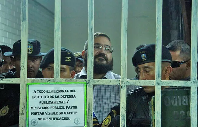 La jueza determinó no conceder la libertad vigilada al considerar que Duarte de Ochoa enfrenta una acusación por el delito de desaparición forzada.