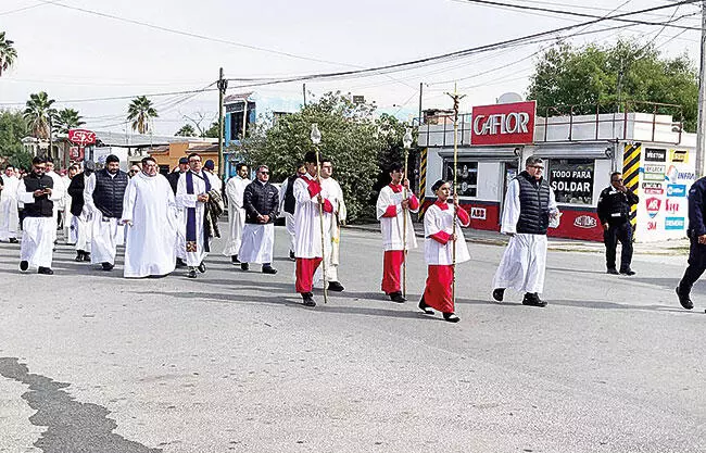 Encabeza Obispo la peregrinación