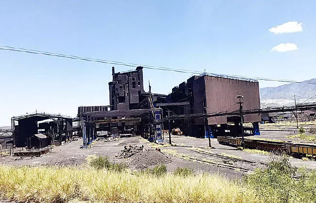 Crece incertidumbre y temor de que ésta salida prolongue aún más la venta de la empresa