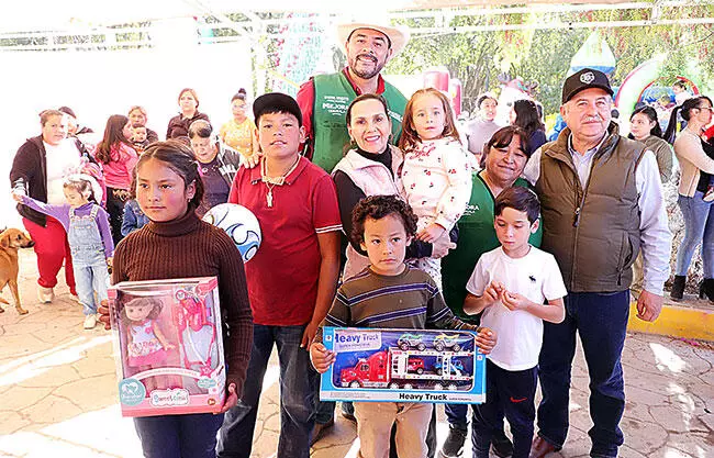 Lleva DIF Coahuila atención a las comunidades rurales