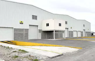 En su caso particular, señaló que ha estado platicando con inversionistas locales y de otras partes de México interesados en invertir en la constru