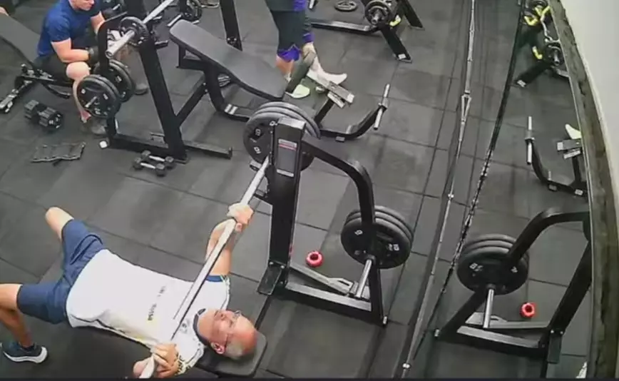 Según especialistas, un agarre incorrecto pudo haber causado el accidente .  