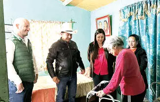 Flores de Juárez, destacó la importancia de brindar apoyo a quienes más lo necesitan y reafirmó el compromiso del DIF Candela