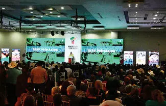 La primera mujer en asumir la Presidencia Municipal en la historia de Ciudad Frontera, destacó el trabajo en equipo, la transparencia y el compromiso