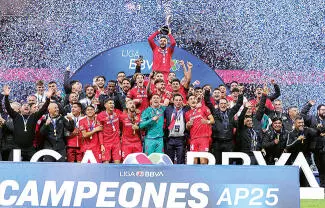 En una histórica tanda de penales, Alexis Vega reapareció para anotar el noveno gol que le valió a los Diablos Rojos repetir en el trono, tras vencer en una dramática Final a Tigres