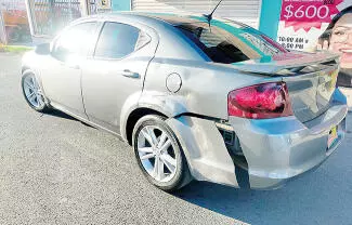 Un motociclista terminó en la sala de Urgencias del Hospital General Amparo Pape de Benavides, luego de protagonizar un choque.