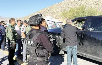 El Alcalde de Cuatro Ciénegas personalmente dialogó con los connacionales y les dio la bienvenida