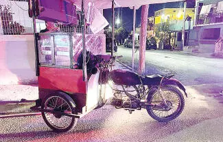 Cayó en un bache de gran tamaño