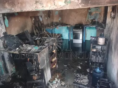 Ambos adultos mayores fueron puestos a salvo por paramédicos en el lugar y trasladados al IMSS