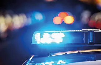 Una mujer de 63 años de edad, fue localizada sin vida al interior de su domicilio por sus familiares.