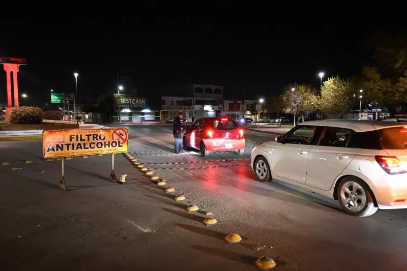 Los oficiales de tránsito informaron que, durante el operativo, se abordó a cada conductor que circulaba por la zona. 