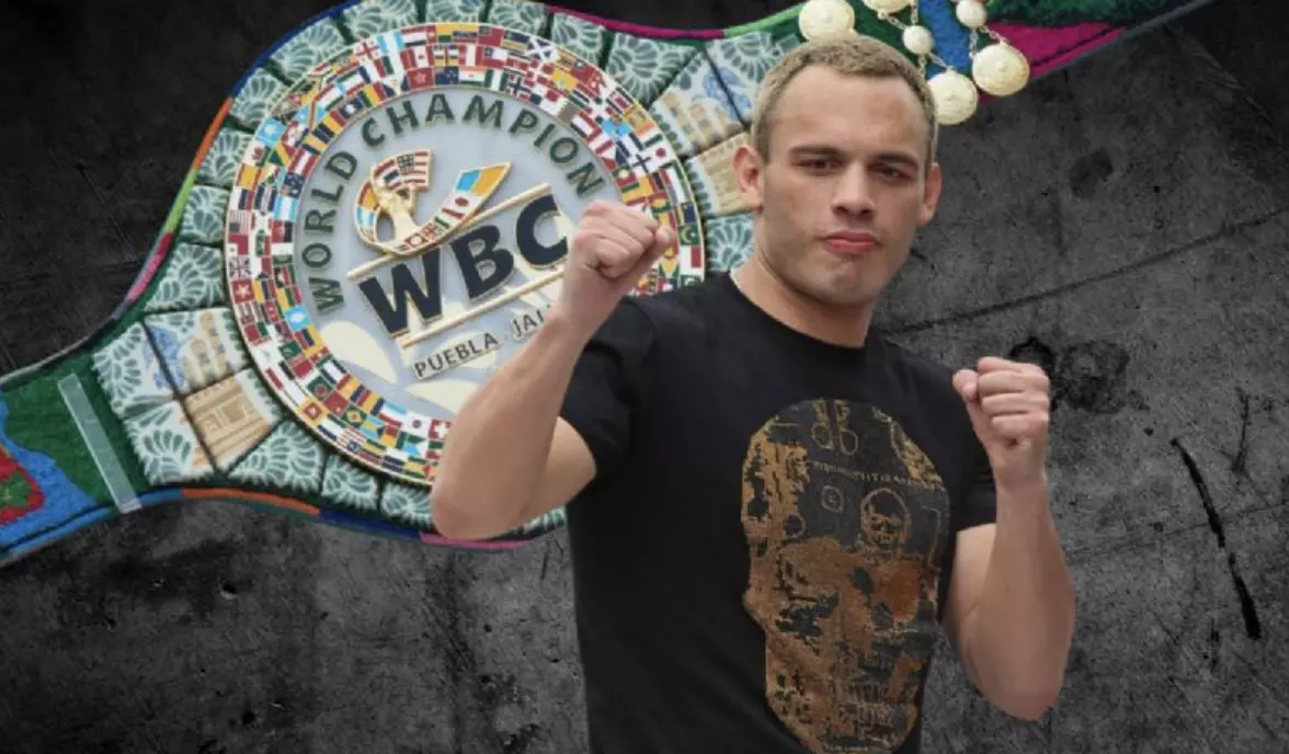 El hijo de la máxima leyenda del boxeo nacional todavía estaría pensando en hacer unas cuantas peleas más y tener un logró mayor antes de colgar 