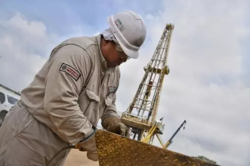 México superó a Venezuela como principal proveedor de crudo de Cuba, con lo que 'se arriesga a la ira' de Trump, señaló el Financial Times