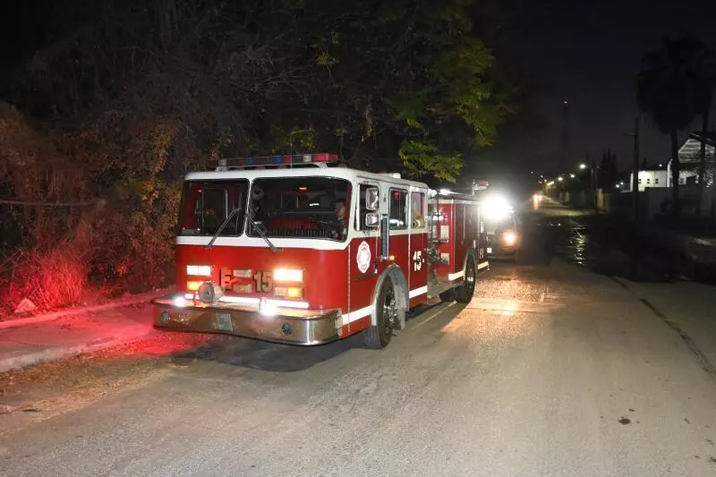 Ante la ausencia de emergencia, las autoridades determinaron que se trataba de un falso reporte, por lo que procedieron a retirarse del lugar sin que se registraran personas lesionadas ni daños materiales.