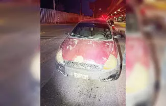 Un choque entre dos vehículos se registró durante las primeras horas del martes, movilizando a las autoridades municipales.