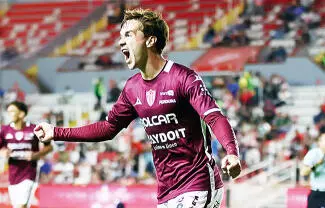 Con Necaxa, el jugador disputó 58 partidos oficiales, en los que marcó 11 goles y repartió 10 asistencias en todas las competencias