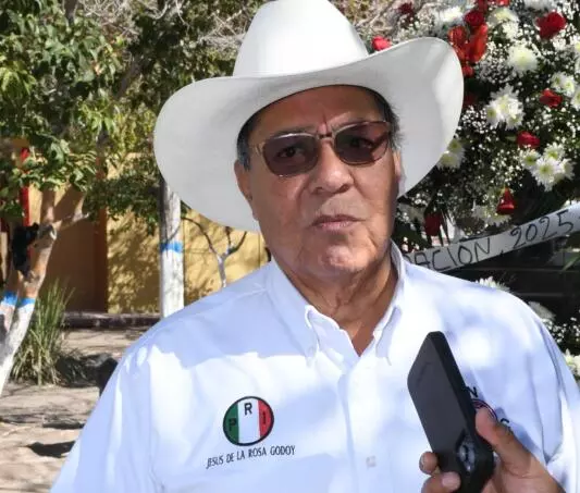 A pesar de los desafíos, el líder estatal subrayó que los apoyos otorgados por el Gobierno de Coahuila han permitido que el campo continúe siendo 
