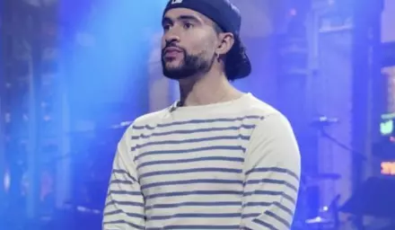 Bad Bunny enfrenta una demanda millonaria tras ser acusado de usar sin autorización un audio. 