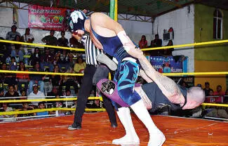 La lucha estelar de este jueves en la Arena “Tigre” Padilla promete una encarnizada batalla