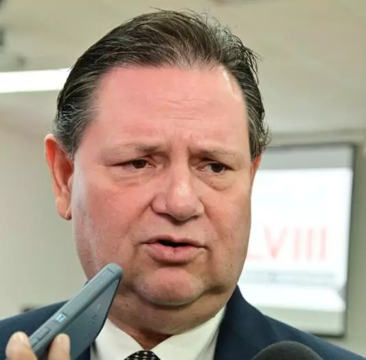 Sostuvo que todos los empresarios a los que AHMSA quedó a deber dinero deben ser tomados en cuenta por los próximos dueños de la acerera, que les d