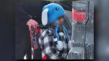 Niñas, niños y adolescentes fueron detenidos por ICE cuando regresaban de la escuela en la zona de Columbia Heights, Mineápolis.