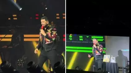 El exvocalista de la banda Los Recoditos protagonizó un inusual momento durante una de sus presentaciones en la Arena Ciudad de México al interpretar el icónico tema 