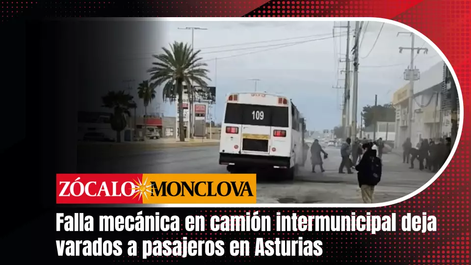 Los pasajeros bajaron como medida de precaución y permanecieron a la orilla de la carretera hasta que llegó otra unidad para completar el trayecto.