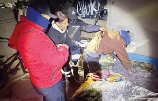 Un hombre resultó lesionado con un arma blanca la noche de ayer, luego de intervenir en una discusión entre su ex mujer y la actual pareja