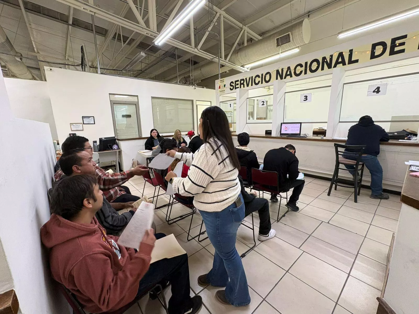 Decenas de interesados se presentaron para responder a la convocatoria hecha por esta empresa de origen chino dedicada a la fabricación de tubería d