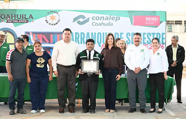 Abre Sara Irma ciclo escolar en el Conalep