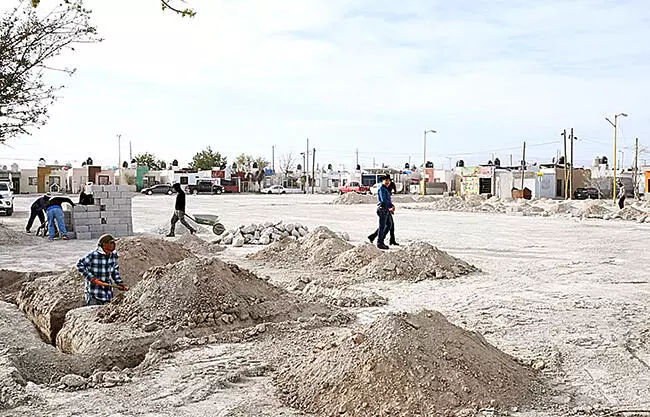 Avanza remodelación de la Plaza Durazno