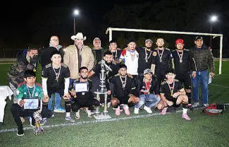 Se hizo la entrega de trofeos y clausura de la Liga de Futbol 7