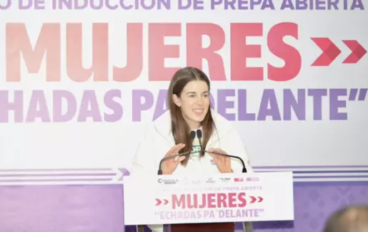 Paola Rodríguez, presidenta honoraria de Inspira Coahuila, recordó que el programa Mujeres Echadas Pa´delante fue impulsado por el gobernador.